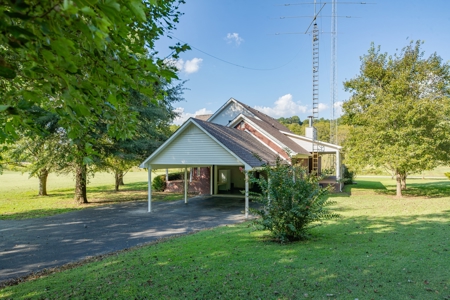Custom Brick Home, Workshop & Fiber Internet near Columbia TN - image 35