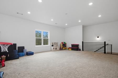 Custom Home in West Plains MO for Sale / 7 BR 4 BA on 4.23 Acres - image 24