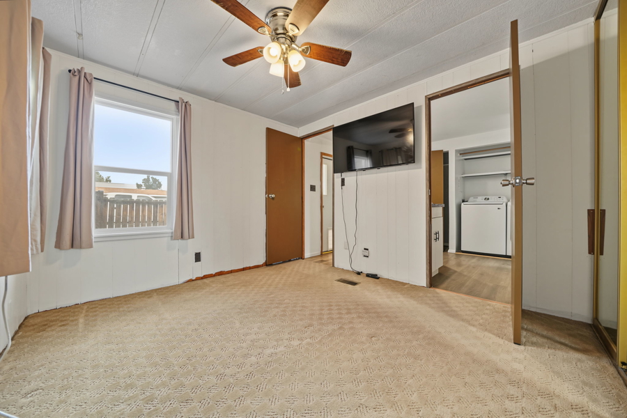 No Caption