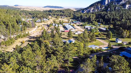 Zortman Montana Home | 1 Acre bordering BLM Land - image 3