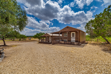 Dunbar Draw Ranch-First-Class Improvements, Exceptional Wildlife - image 20