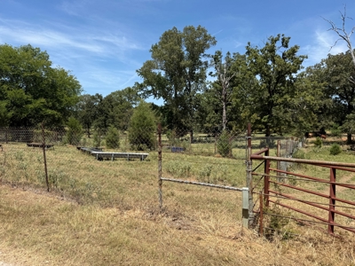 Rural Acreage For Sale in Mineola Texas Near Lindale Smith County - image 13