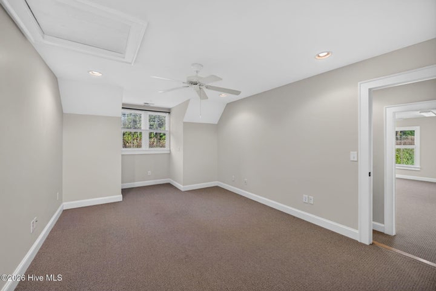 No Caption