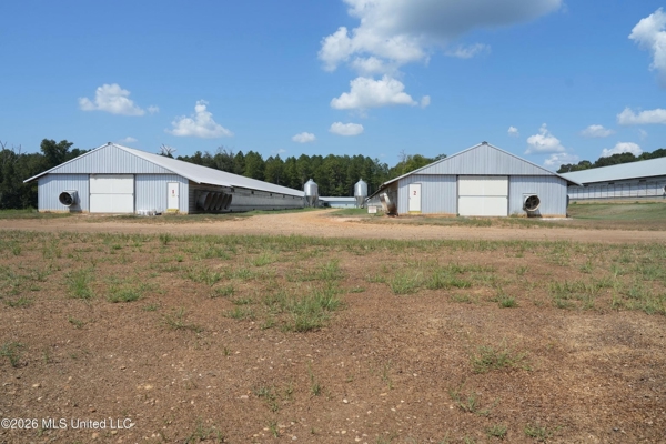Kosciusko, MS Poultry Breeder Farm For Sale