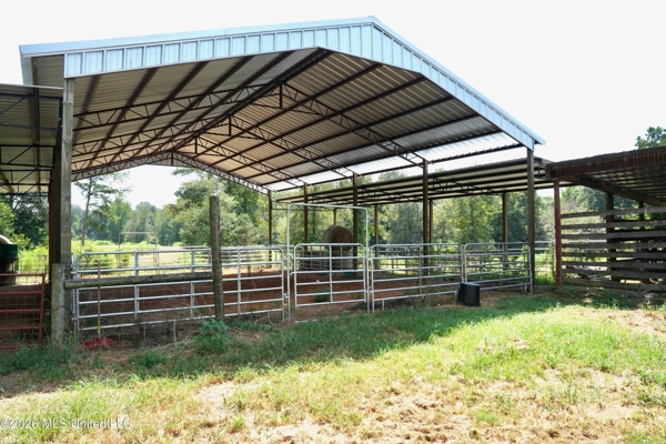 Kosciusko, MS Poultry Breeder Farm For Sale
