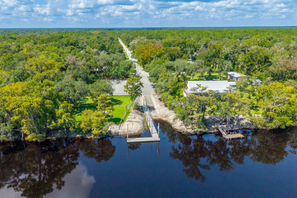Welcome to River Run located on the Suwannee River!