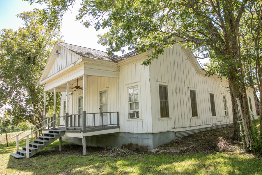 No Caption
