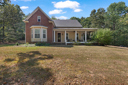13-Acre West Tennessee Country Estate with Stocked Pond - image 12
