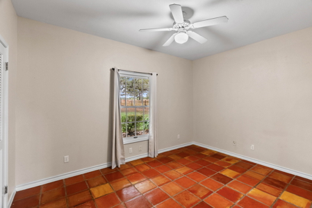 54-Acre Turnkey Horse Ranch Just 20 Minutes from Loop 1604 - image 22