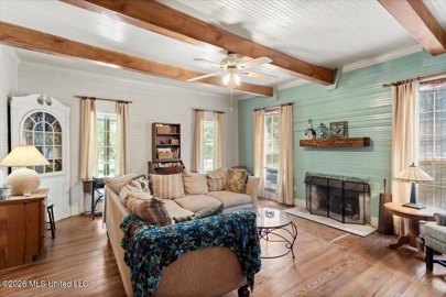 Listing 28