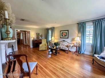 Listing 7
