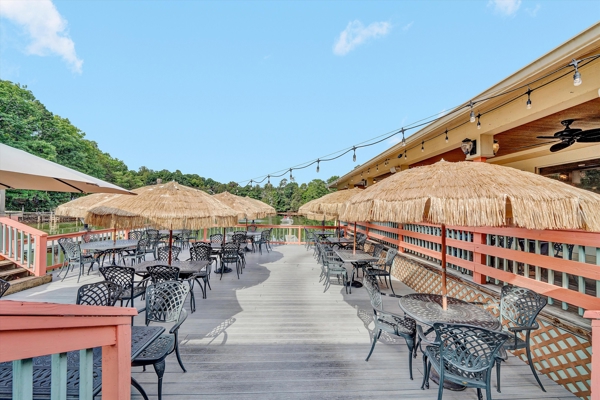 Waterfront Restaurant & Bar for Sale on Smith Mountain Lake