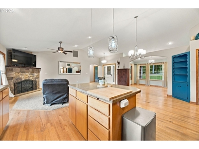 Private 5-Acre Yacolt Home with Shop & Guest Quarters - image 6
