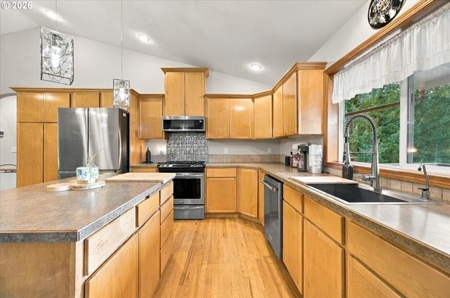 Private 5-Acre Yacolt Home with Shop & Guest Quarters - image 11