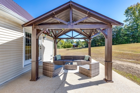 Country Home for Sale in Lewis County, Tennessee - image 40