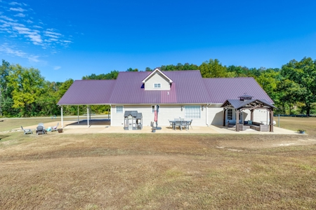 Country Home for Sale in Lewis County, Tennessee - image 42