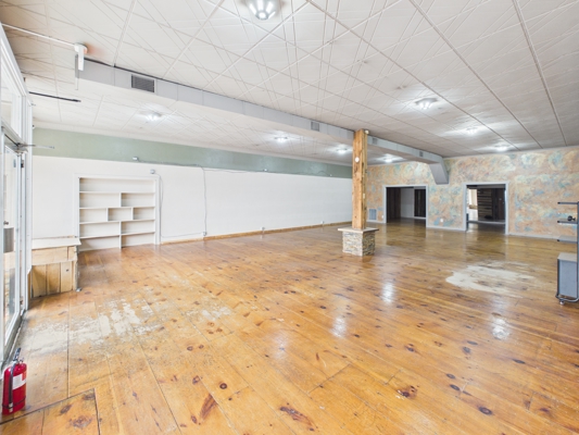 Commercial Building for Sale in Downtown West Jefferson