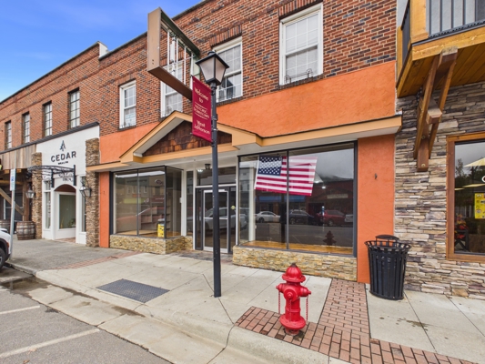 Commercial Building for Sale in Downtown West Jefferson