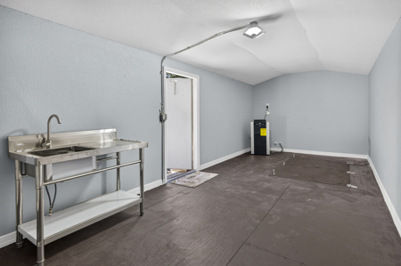 Florida Survival Compound With Bunker - image 29