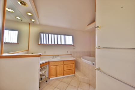 Colorado Country Home For Sale on Acreage - image 21