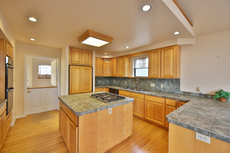 Colorado Country Home For Sale on Acreage - image 13