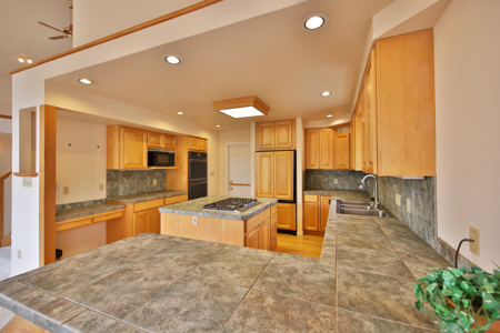 Colorado Country Home For Sale on Acreage - image 14