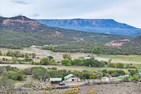 Colorado Country Home For Sale on Acreage - image 2
