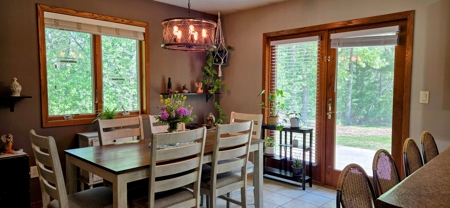 Wonderfully maintained newer home north of Millston - image 5