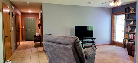 Wonderfully maintained newer home north of Millston - image 8