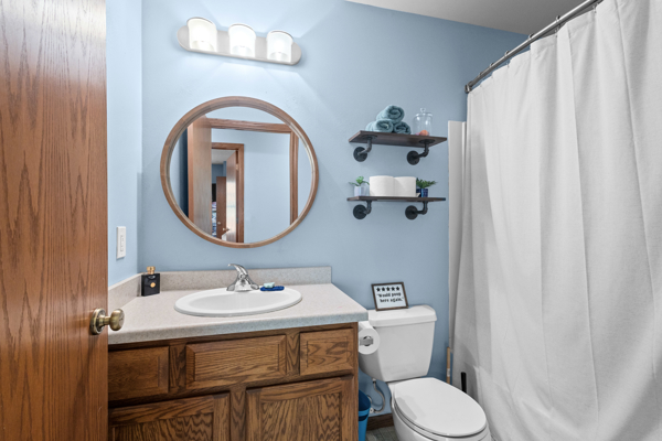 3 Bed 2.5 Bath Sun Prairie Home Close to Everything