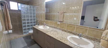 174 m² High-Floor Beachfront Condo at PH Biltmore Boutique | Rent - image 12