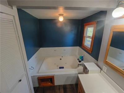 Charming Home with Heated Garage in Stanberry, MO - image 12