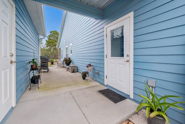 Home on Private 20 Acre Property In Williston, FL