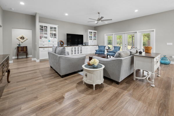 Home on Private 20 Acre Property In Williston, FL