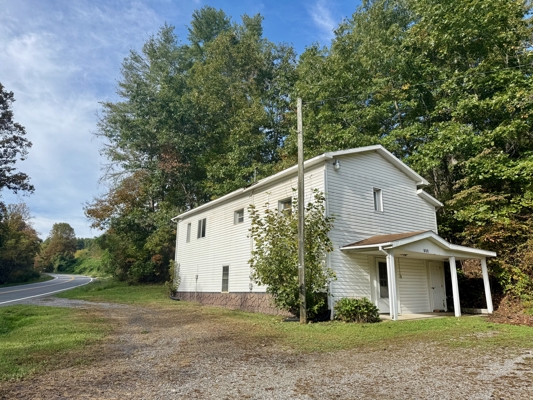 2 Story Home For Sale Minutes for the Town of Floyd