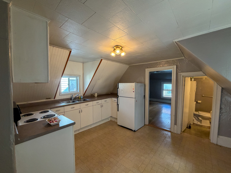 No Caption