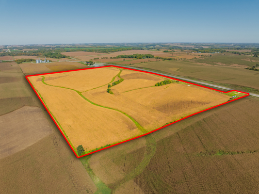 57 +/- Acres Winneshiek County IA