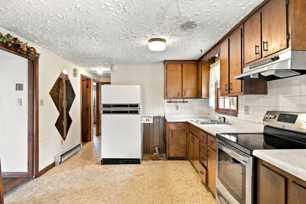Brick Ranch for Sale in Radford City