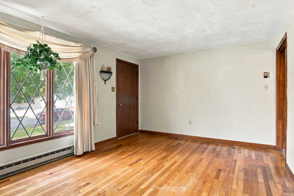 Brick Ranch for Sale in Radford City