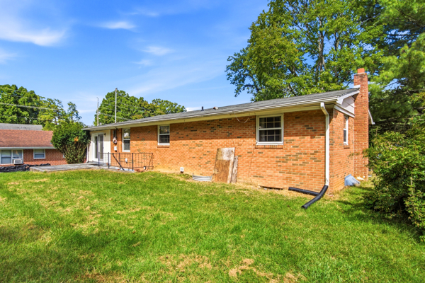 Brick Ranch for Sale in Radford City