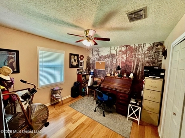 Listing 11