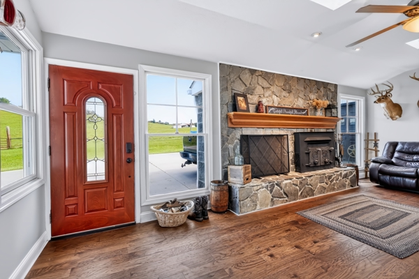 Country Home and Farm For Sale in Indian Valley VA