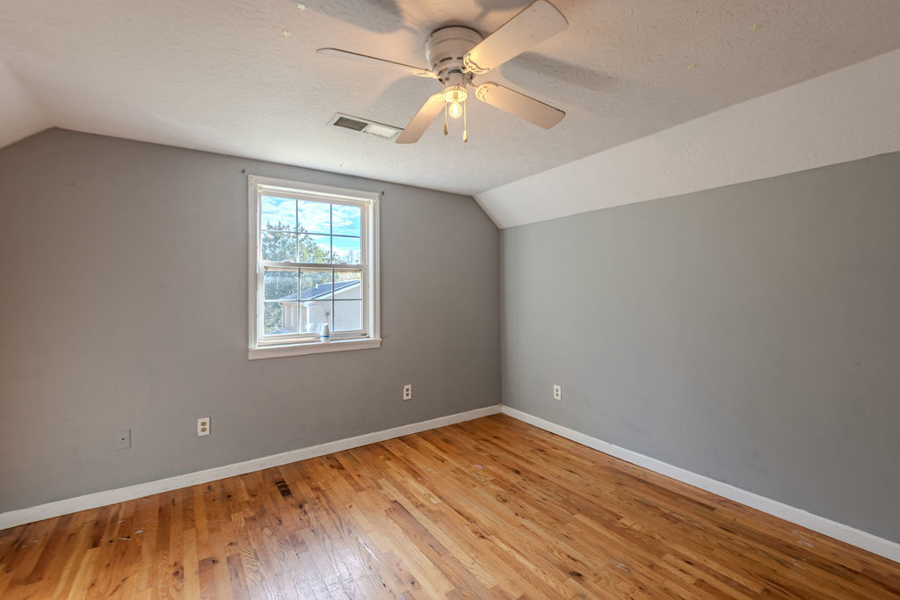 No Caption
