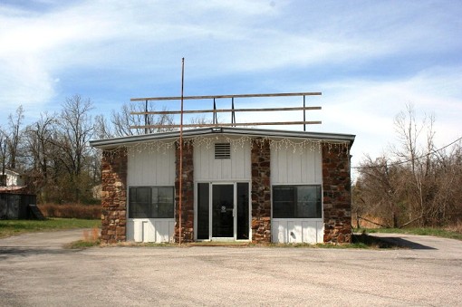 Great Commercial Location