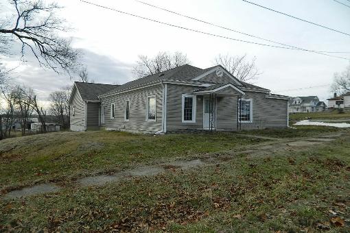 Front Ne Corner