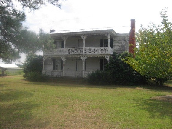 Historic Home Built In 1910