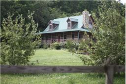 Log Home On 50 Acres