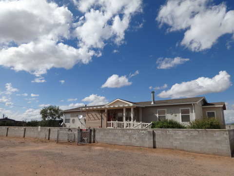 3285 Tennyyson Dr Ne