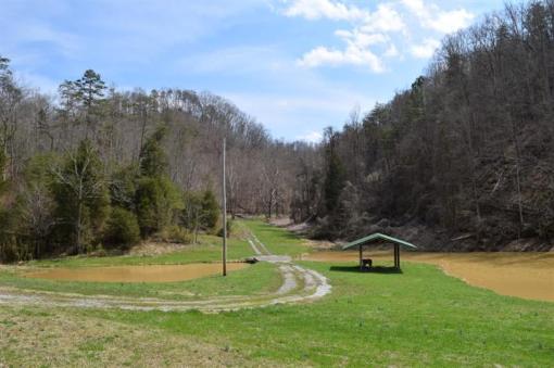 1079 Lower Caney Valley