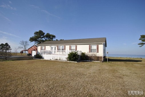 Sound Front Home In Columbia, Nc